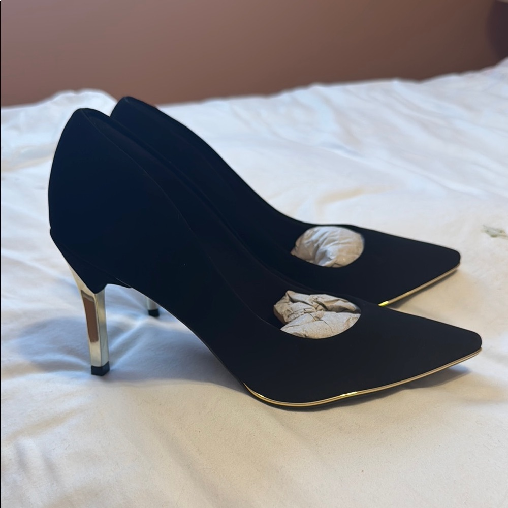 NWOT - Black and Gold Stiletto Heels with Textured Fabric